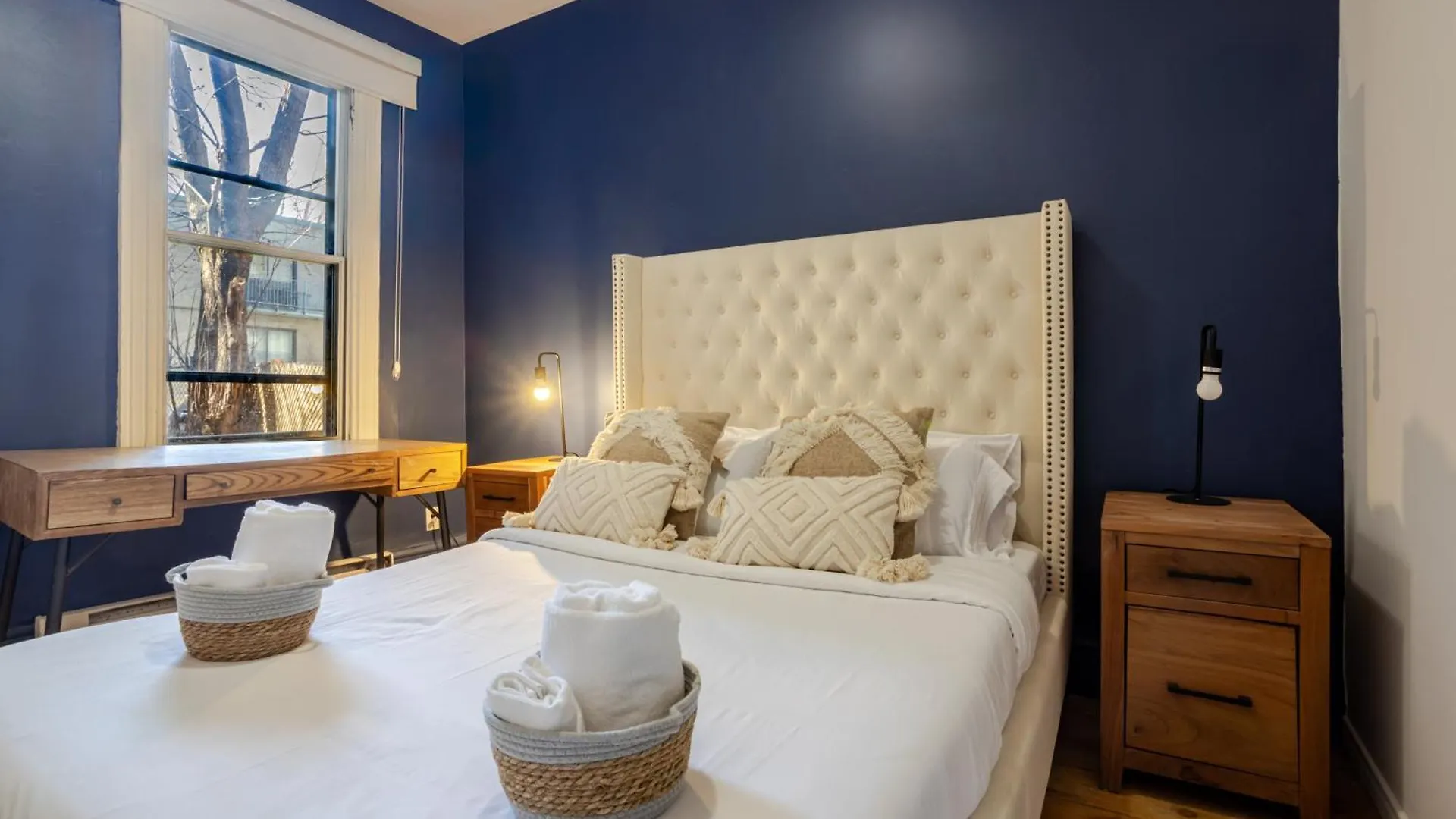 Ideal 4Br Property In Downtown Montréal